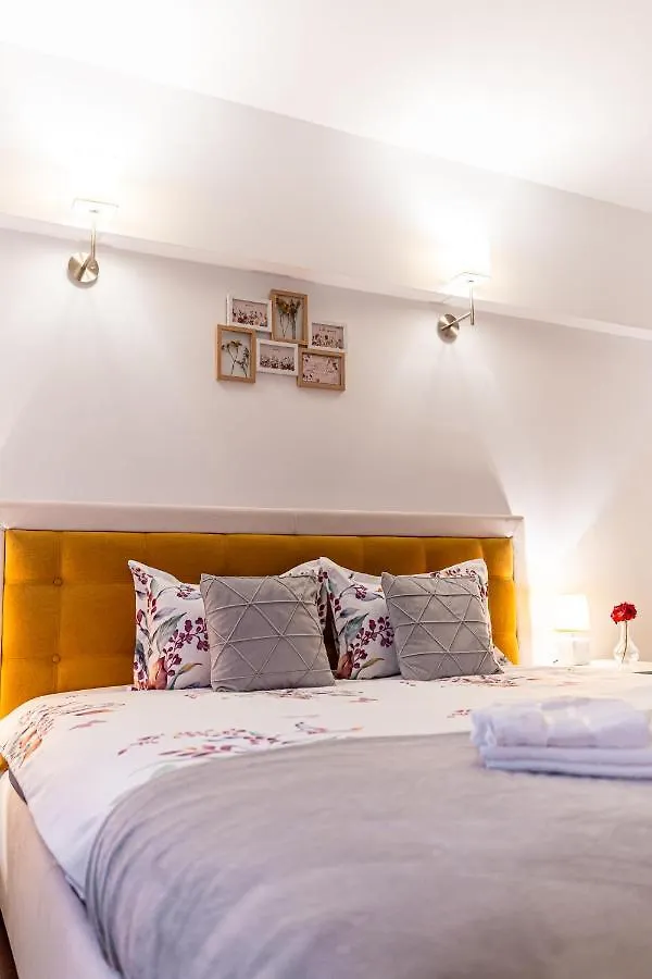 Downtown Heaven┃Ultracentral Bucharest Apartment